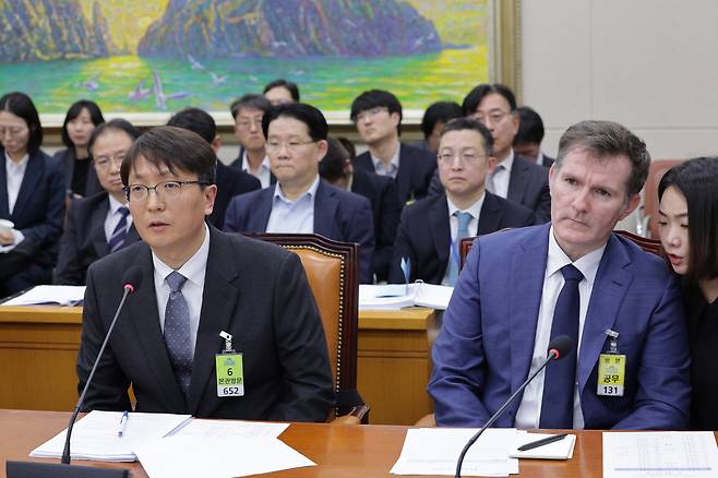 Park Dae-jun, then-CEO of Coupang in Korea, answers questions during a National Policy Committee hearing on a massive personal data leak at the company at the National Assembly in Yeouido, western Seoul, on Dec. 3, 2025. [NEWS1]