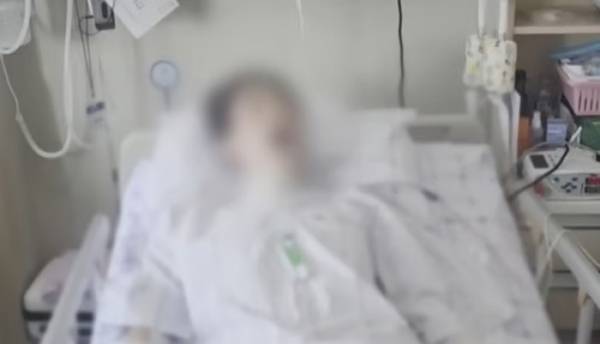 서울  강남 한 병원에서 수술받던 40대 여성이 집도의와 마취의가 없는 수술실에 방치됐다가 의식불명 상태에 빠졌다. 사진은 팔꿈치 수술 중 의식불명 상태에 빠진 40대 여성 모습. /사진=YTN '뉴스스타트'