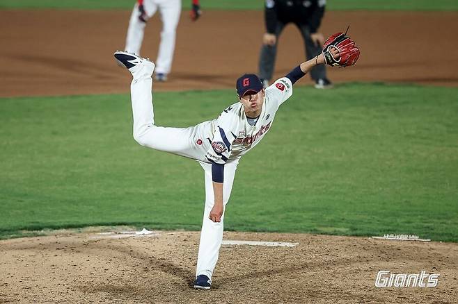 ▲ 향후 1년 사이의 성장 그래프가 기대를 모으는 신동건 ⓒ롯데자이언츠