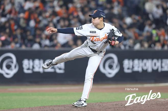 ▲ 올해 1군에서 많은 보완점을 확인한 뒤 2군으로 내려간 원종혁은 눈에 띄는 변화를 보여준 끝에 1군에 다시 등록됐다 ⓒ한화이글스