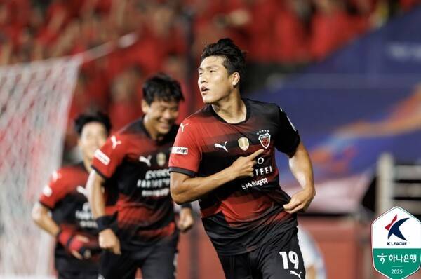 최근 물오른 득점력을 과시하고 있는 포항스틸러스 이호재. 그는 현재 6골로 리그 득점순위 2위를 달리고 있다. 한국프로축구연맹 제공