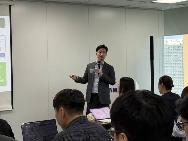 송병하 삼성전자 DA사업부 그룹장이 29일 서울 중구 태평로빌딩 기자실에서 열린 ‘히트펌프 기술 미디어 브리핑’에서 발표하고 있다. 정수연 기자