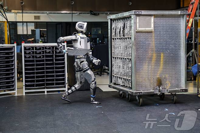 보스턴다이나믹스가 제작한 이족보행 로봇 아틀라스. (현대자동차 제공. 재판매 및 DB금지)  /뉴스1