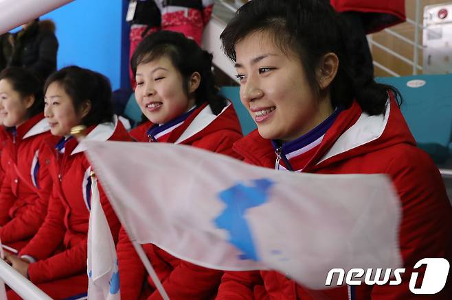 지난 2018년 평창 동계올림픽에 참가한 북한 응원단. 2018.2.12 ⓒ 뉴스1 임세영 기자