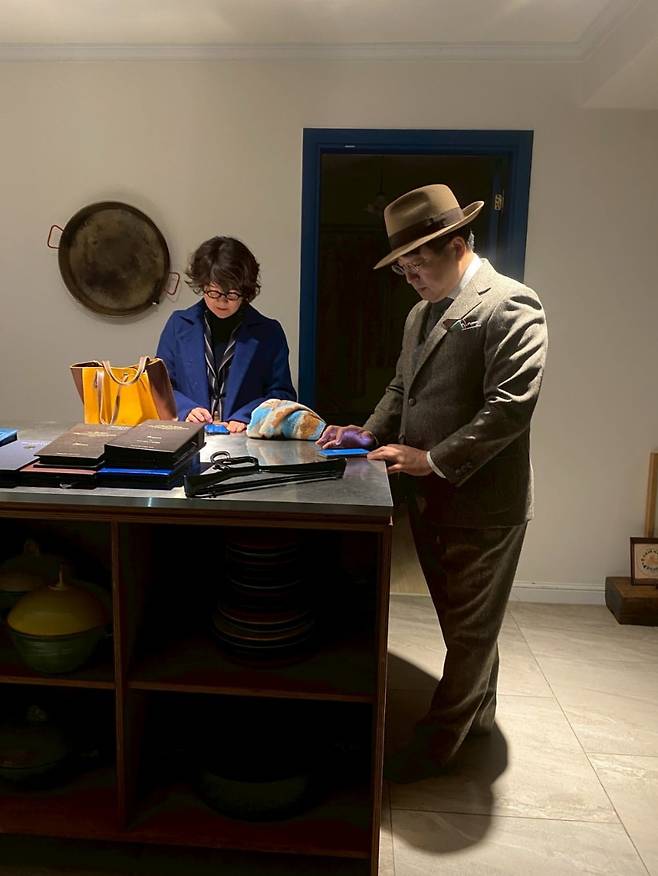 남편과 나의 사치는 우리 자신과 인생 경험에 대한 투자