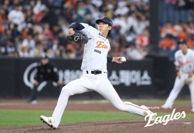 황준서가 제구 난조를 보이면서 아쉬움을 남겼다./한화 이글스