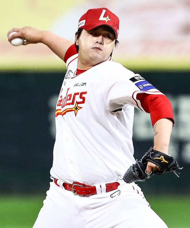 SSG 랜더스 불펜 투수 김민. /사진=SSG 랜더스 제공