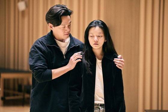 이서진, 고아성 주연의 ‘바냐 삼촌’ 연습 현장. LG아트센터 제공