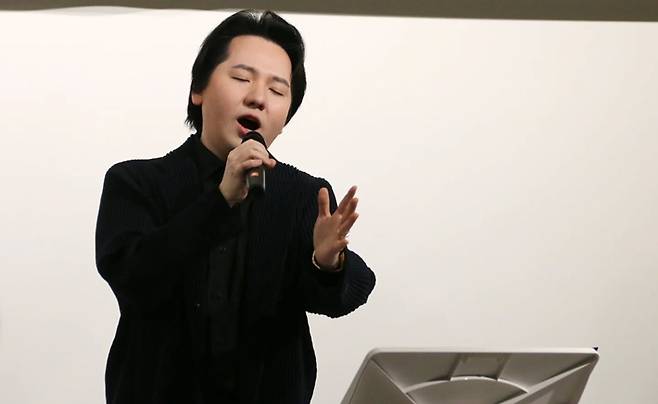 팝페라 가수이자 현재 용산문화재단 이사장인 임형주. 임형주 공식 페이스북