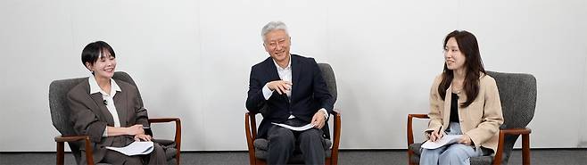 (왼쪽부터) 양지영 신한 프리미어 패스파인더 전문위원, 심형석 법무법인 조율 수석전문위원, 김예림 법무법인 심목 대표변호사