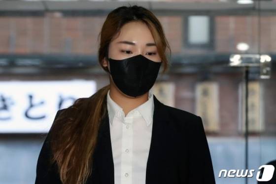 상벌위원회 출석 당시 윤이나. /사진=뉴스1