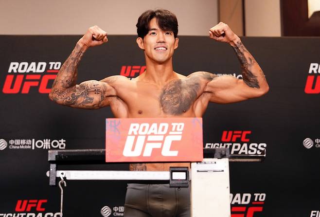 송영재 계체 중. /사진=UFC 공식 제공