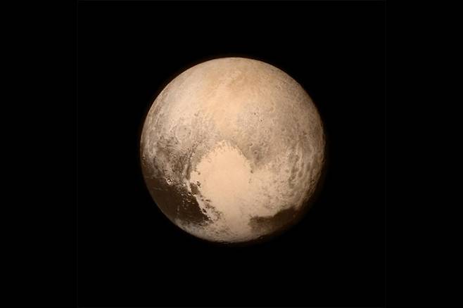2015년 촬영된&nbsp;명왕성. NASA/Johns Hopkins University Applied Physics Laboratory/Southwest Research Institute Image 제공.