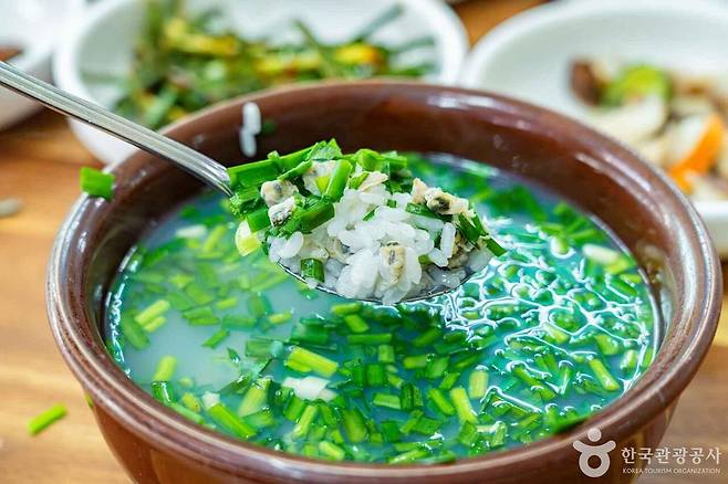 섬진강 재첩국. 한국관광공사
