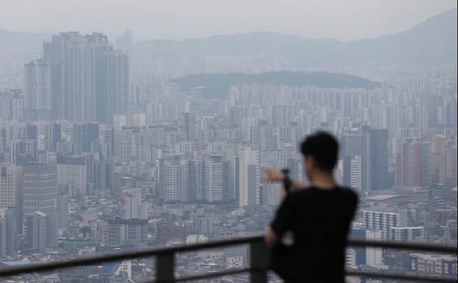 [이데일리 노진환 기자] 서울 남산에서 바라본 서울 아파트의 모습.