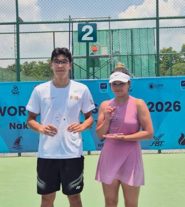 ITF 니콘파톰에서 우승을 휩쓴 정현과 이경서. 이경서SNS