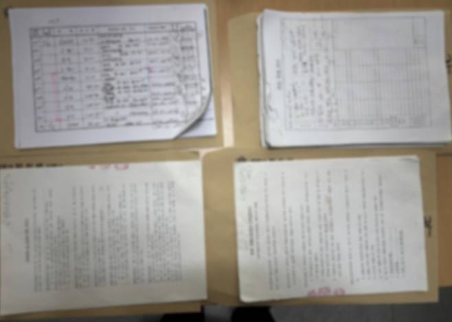 검거된 일당이 불법대출을 받기 위해 작성한 허위 매매계약서 등 각종 문서./사진제공=서울경찰청 금융범죄수사대.