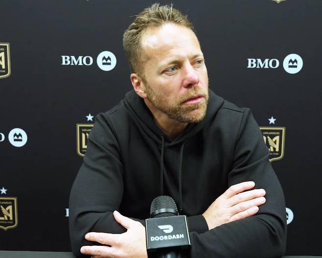 마크 도스 산토스 감독이 샌디에이고와 MLS 경기가 끝난 뒤 기자회견에서 발언하고 있다. /사진=LAFC 공식 제공 영상 갈무리