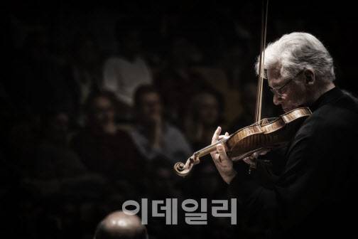 바이올리니스트 핀커스 주커만. (사진=곽재선문화재단)