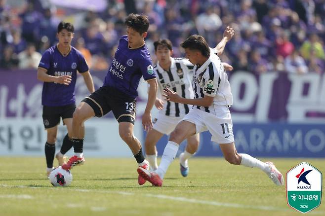올 시즌 첫 만남에서는 FC안양양과 FC서울이 1-1로 승패를 가리지 못했다. 사진=한국프로축구연맹