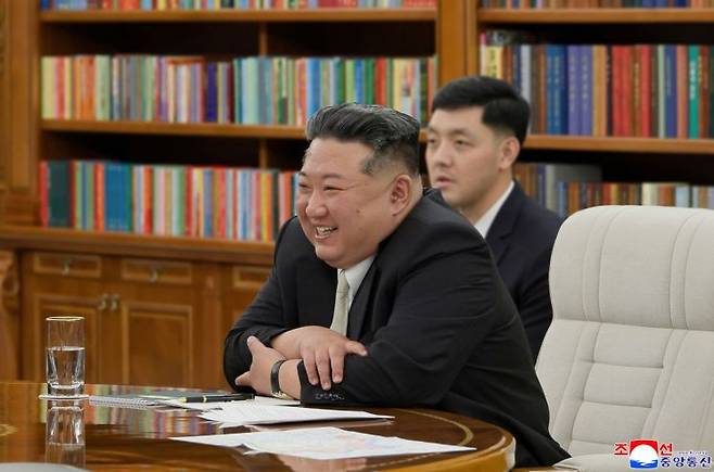 김정은 북한 국무위원장. 조선중앙통신 연합뉴스