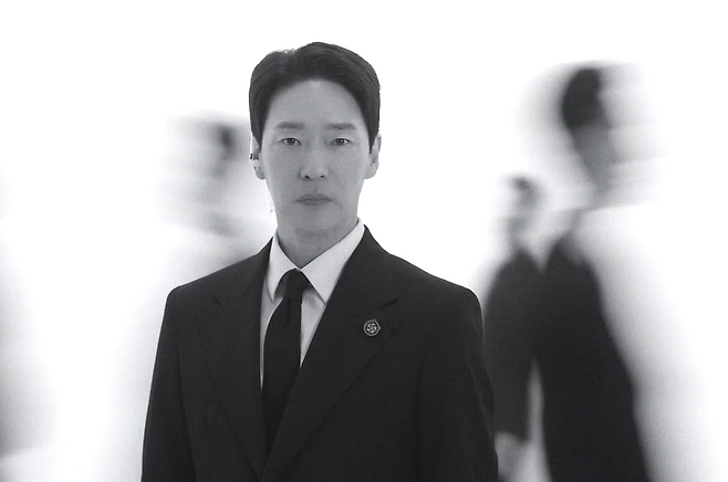 뮤지컬 ‘그날들’에서 주연을 맡은 엄기준. KT지니뮤직 제공