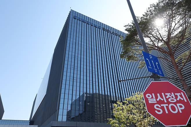 노동조합 전면 파업 첫째 날인 1일 오전 인천 연수구 삼성바이오로직스 공장에 적막감이 흐르고 있다. [연합]