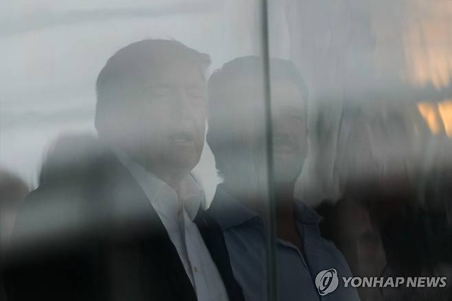경기를 관전하는 도널드 트럼프 미국 대통령 [AP=연합뉴스]