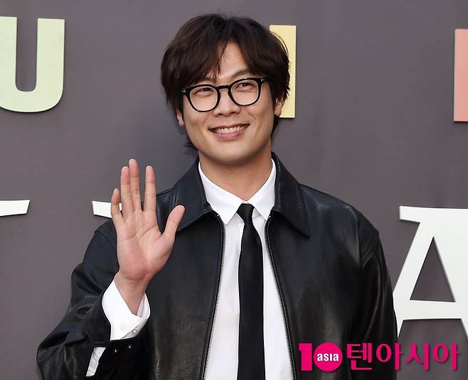 배우 최다니엘이 포즈를 취하고 있다 / 사진=텐아시아 DB