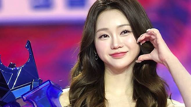 족쇄를 풀고 스스로 가격표를 써 내려가는 자생의 기록. MBN ‘현역가왕3’ 화면 캡처