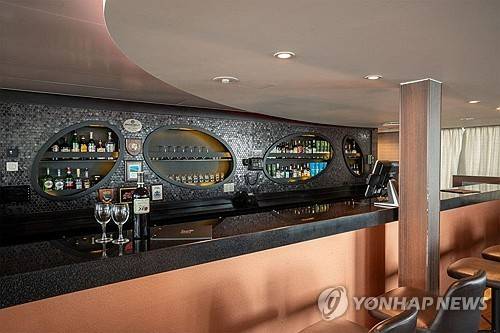 네덜란드 크루즈선사 오션와이드 익스페디션이 운영하는 크루즈선의 내부 [오션와이드 익스페디션 제공. AFP=연합뉴스]