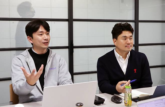 (왼쪽부터) 바로팜 김슬기 대표, 신경도 이사