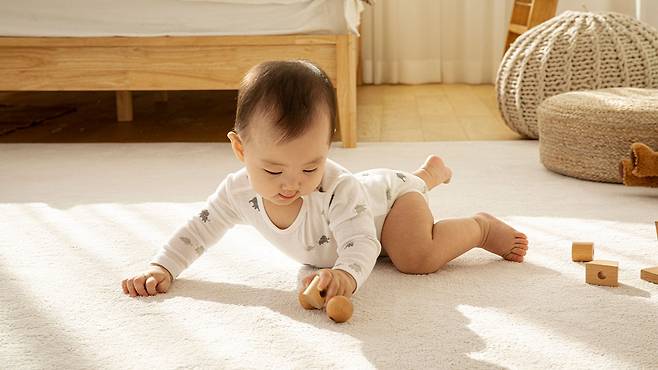 생후 9개월 무렵 금속 성분이 체내에 많이 유입될수록 아기의 뇌 발달을 저해하는 것으로 나타났다｜출처: 클립아트코리아