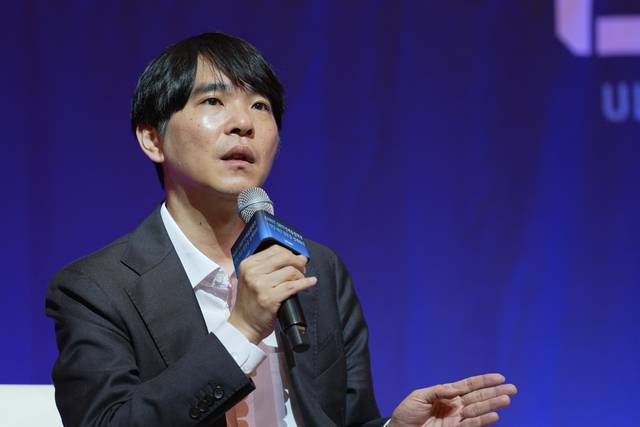 이세돌 UNIST 특임교수가  ‘UNIST 오픈 스테이지’ 토크콘서트에서 알파고 대국 이후 AI 기술이 바둑계에 미친 변화에 대해 이야기하고 있다. UNIST 제공.