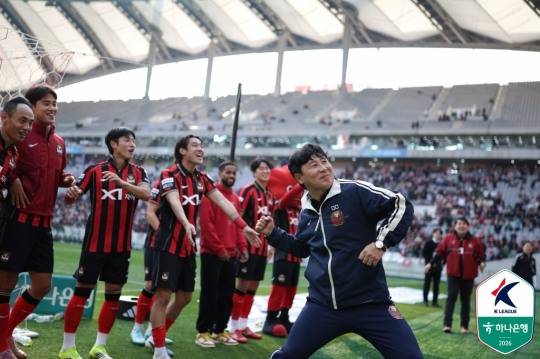 선두 달리는 FC서울과 김기동 감독. / 사진=연합뉴스