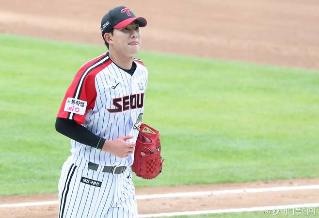 2024년 음주운전 사고로 1년 실격 처분 징계를 받았던 이상영(LG 트윈스)이 별도의 공개 사과 없이 1군 무대에 복귀해 논란이 일고 있다. /사진=머니투데이 사진 DB