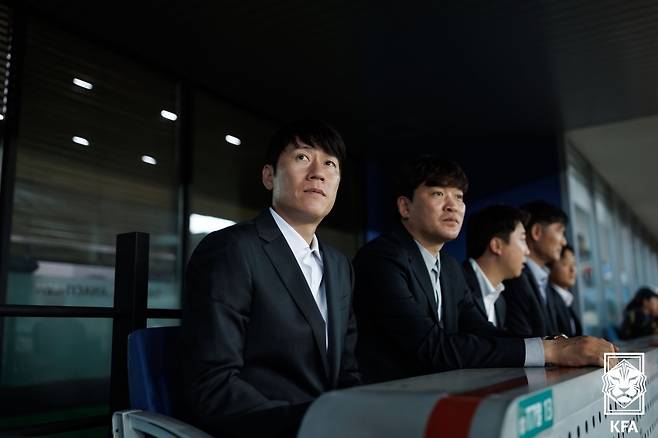 김은중 올림픽축구대표팀 신임 감독(왼쪽) | 대한축구협회 제공
