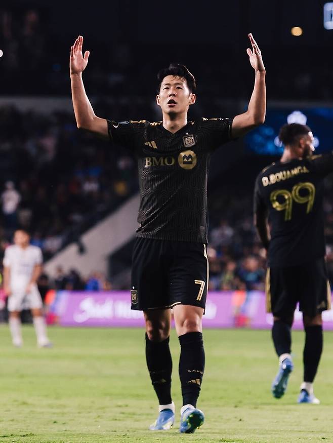 ▲ 손흥민은 리그 9경기에서 8개의 어시스트를 기록하며 올 시즌 MLS 도움 부문 단독 선두를 질주 중인 것은 물론 북중미카리브해축구연맹(CONCACAF) 챔피언스컵에서도 7경기 동안 2골 7도움을 폭격했다.&nbsp; ⓒ LAFC