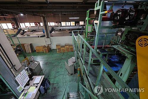 경기 안산시의 한 플라스틱 필름 제조 공장 [연합뉴스 자료사진]