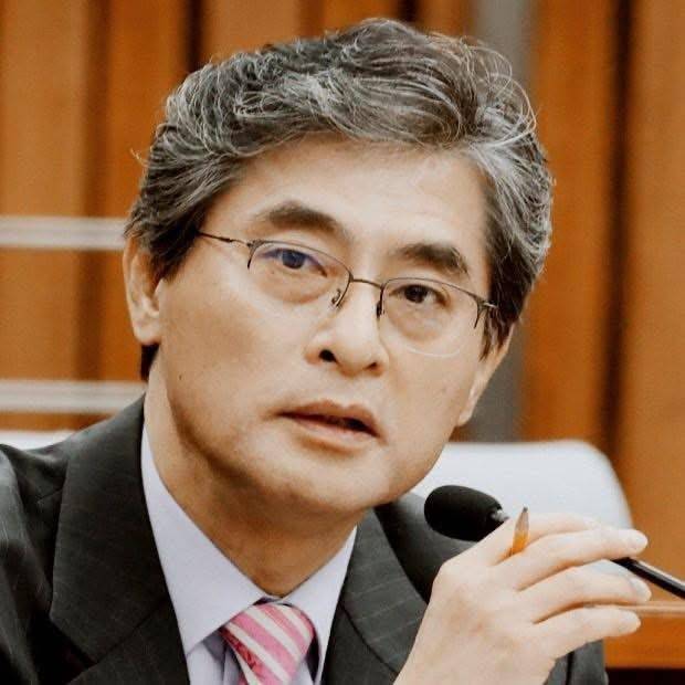 신봉기 경북대학교 법학전문대학원 명예교수