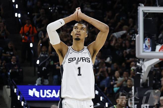 NBA 샌안토니오 빅터 웸반야마.ⓒ AFP=뉴스1