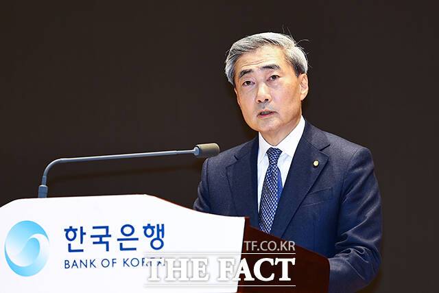 신현송 한국은행 신임 총재가 지난달 21일 오전 서울 중구 한국은행에서 열린 취임식에서 인사말을 하고 있다. /박상민 기자