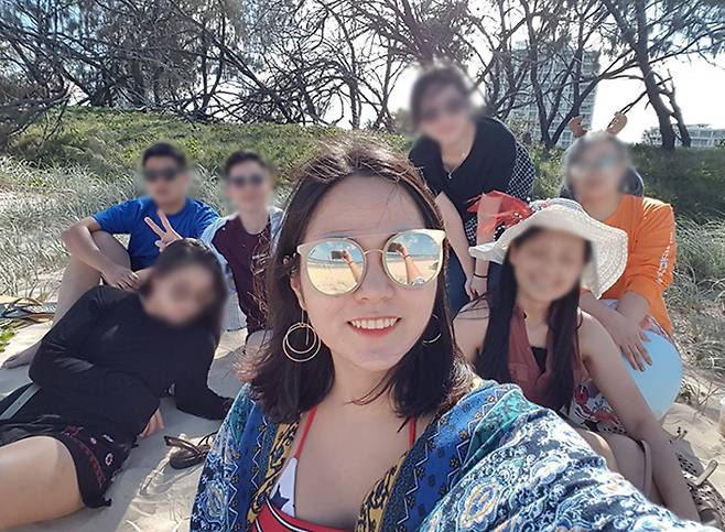 호주 워킹홀리데이 당시 직장동료들과 함께 (본인 제공)