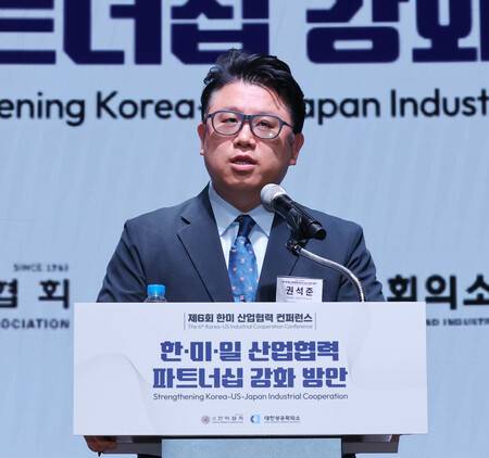 권석준 성균관대 교수(화학공학)가 7일 서울 대한상공회의소에서 열린 ‘한미 산업협력 컨퍼런스’에서 발표하고 있다. 대한상의 제공