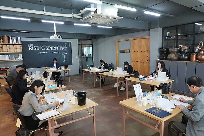 라이징스피릿코리아 전문가 품평회 진행 장면. [사진 라이징스피릿코리아]