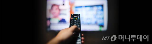 MT리포트 배너-벼랑 끝 케이블TV/그래픽=윤선정