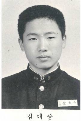 교복 차림의 김대중 전라남도교육감의 모습. 김대중  전남·광주통합특별시교육감 예비후보 캠프 제공