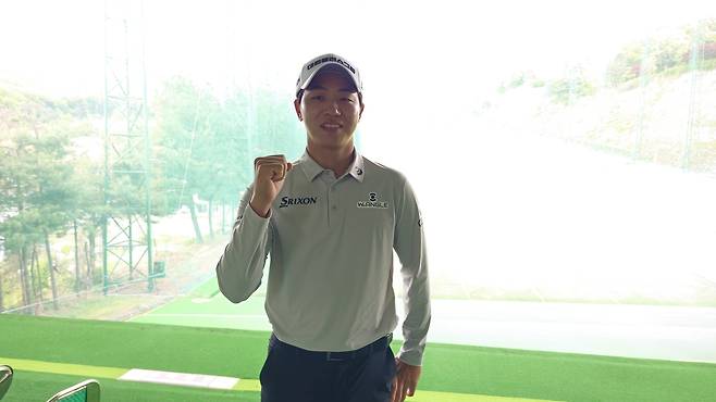 최찬이 4월 28일 경기 용인의 88CC 연습장에서 서울경제신문과 인터뷰하며 포즈를 취하고 있다.