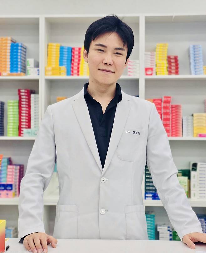 김용만 약사｜출처: 해변약국