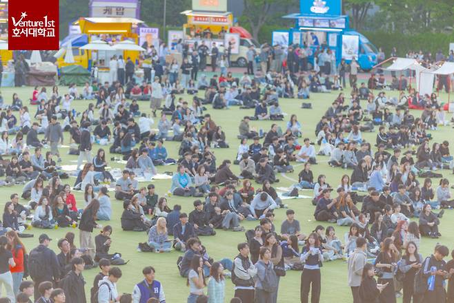호서대 아산캠퍼스에서 이틀간 축제기간   2만여 명이 방문했다.